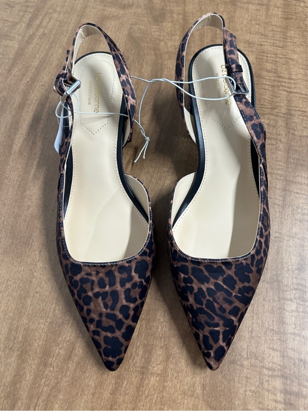 NWT Liz Claiborne Leopard Print Pointed Toe Slingback Block Heel Pumps 9.5
Y - Picture 3 of 16